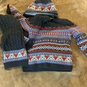 Rorie Whelan Sweater Scarf & Hat